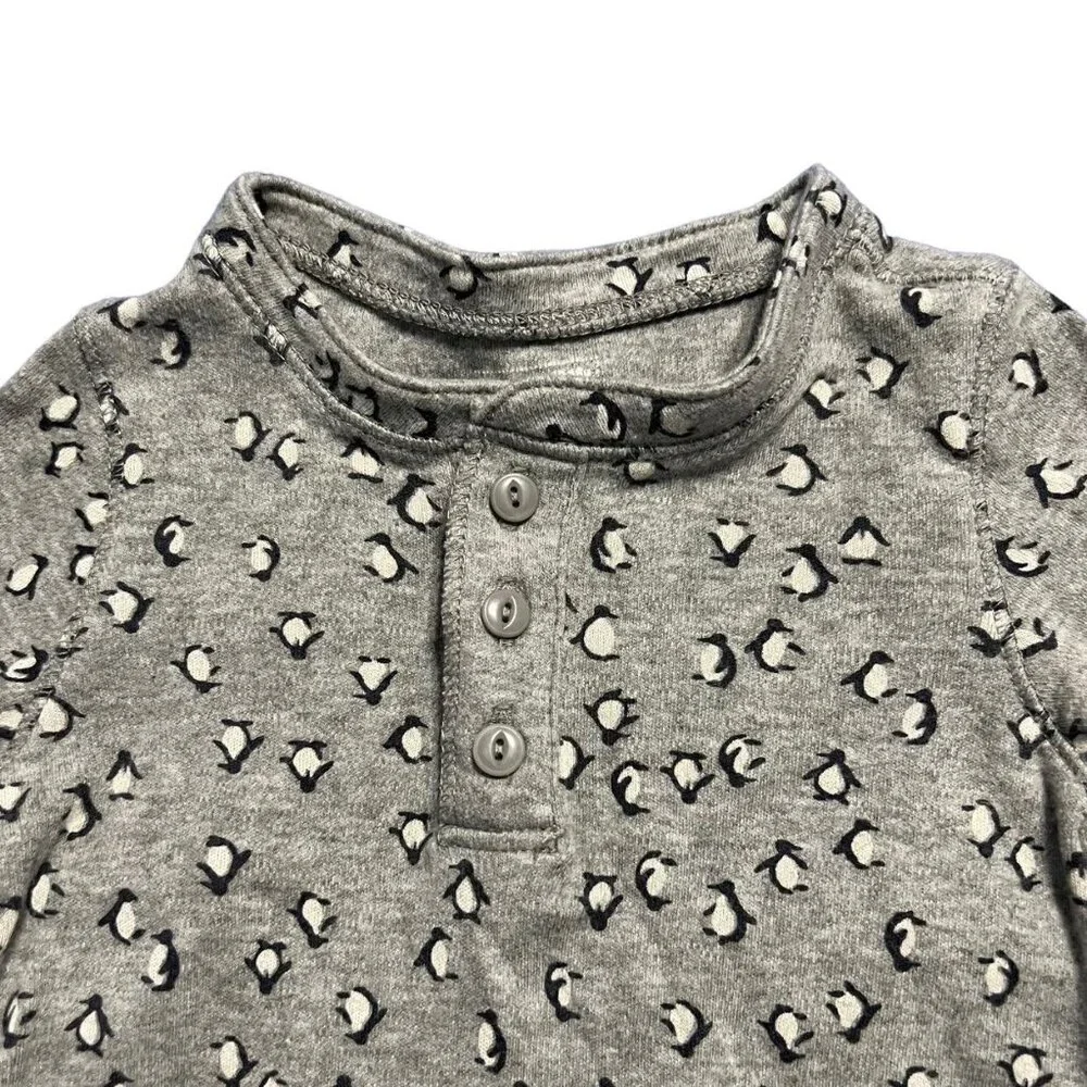Baby Gap 12-18m Penguin Henley Bodysuit Shirt
